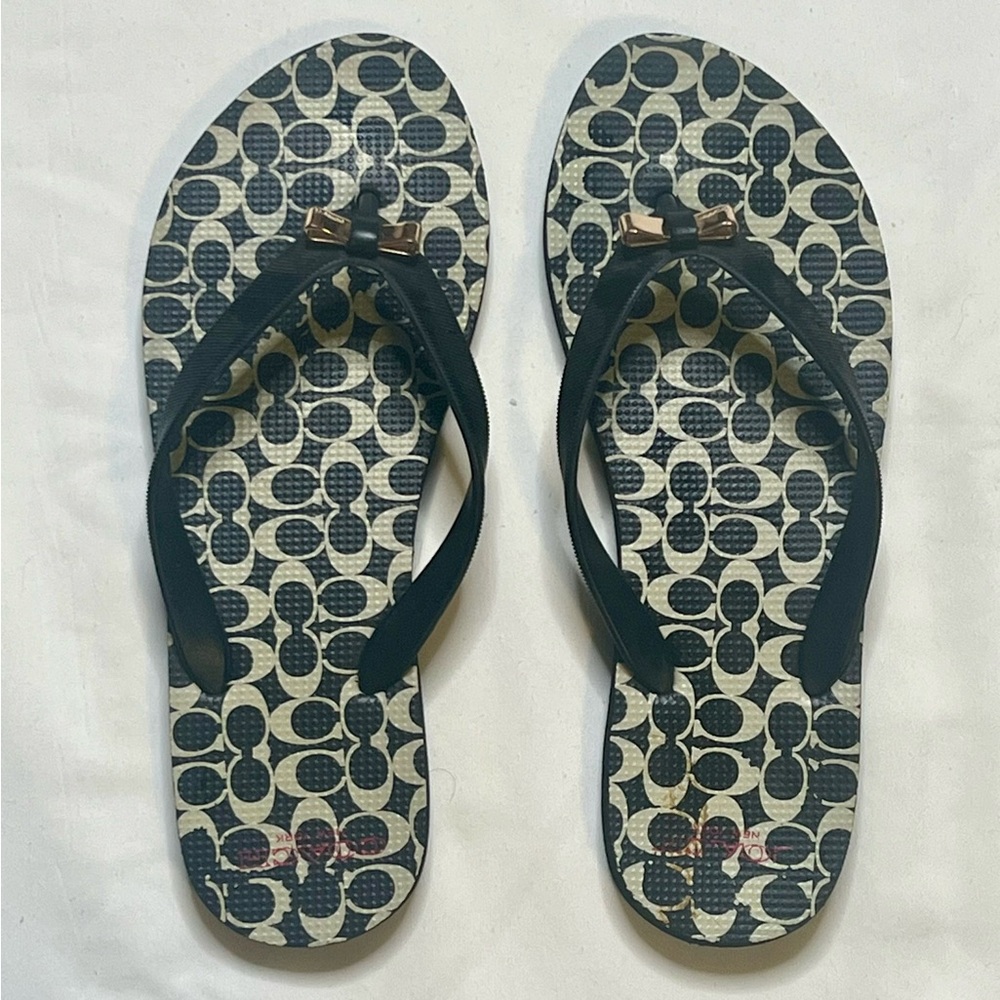 COACH Black and Cream Logo Patterned Flip Flops Sz 7.5
